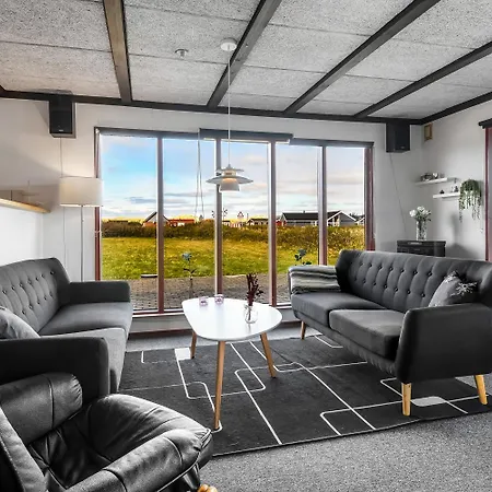 Holiday home Dejligt Med Gratis Internet I Vrist Sj474